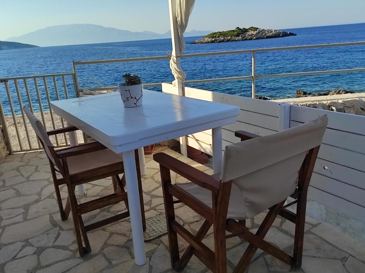 Floreika Studio By The Sea Skinaria Экстерьер фото