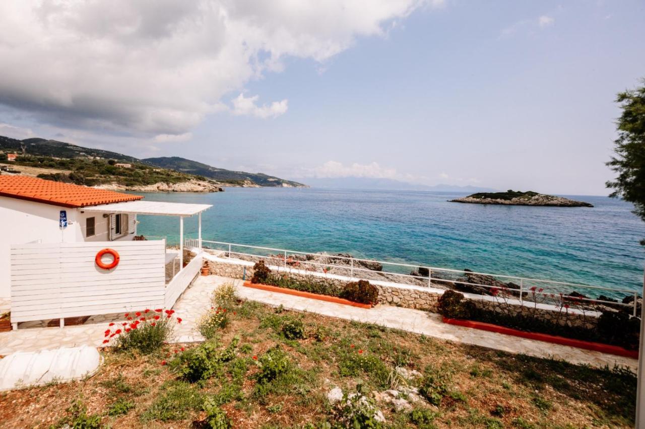 Floreika Studio By The Sea Skinaria Экстерьер фото