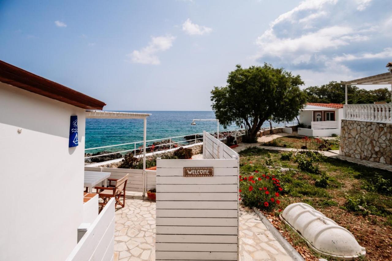 Floreika Studio By The Sea Skinaria Экстерьер фото