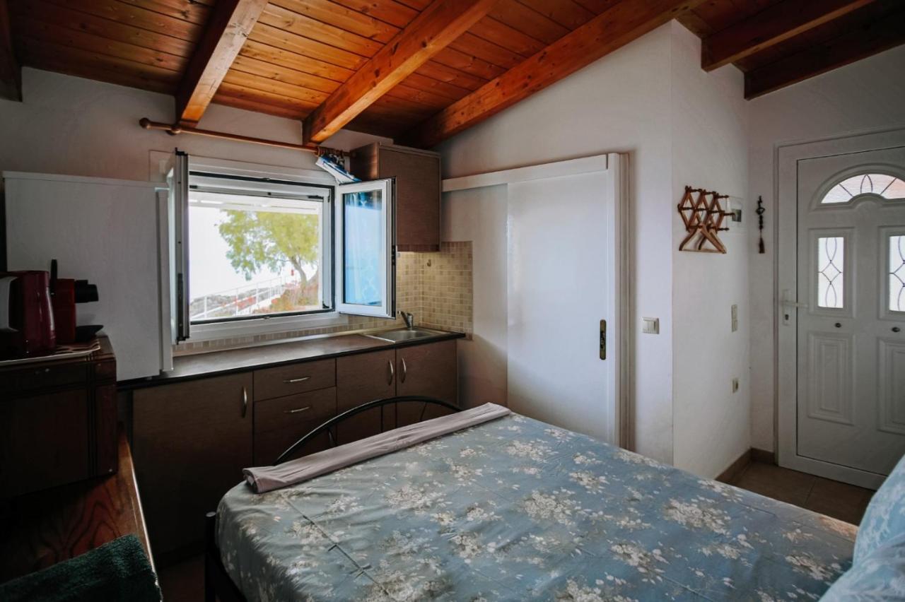 Floreika Studio By The Sea Skinaria Экстерьер фото